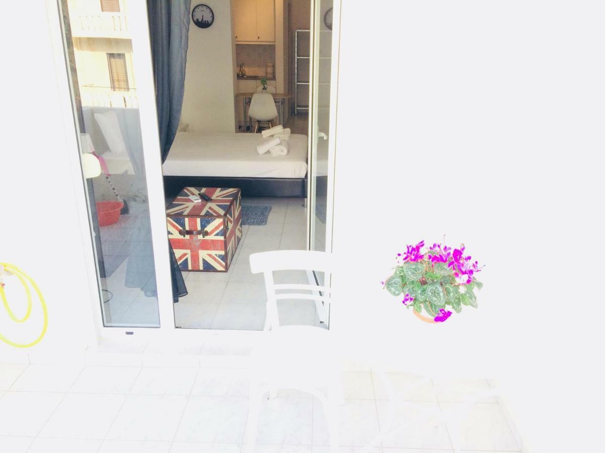 Korona Βeach Αpartments Lägenhet Rethymno Exteriör bild