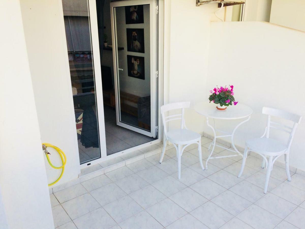 Korona Βeach Αpartments Lägenhet Rethymno Exteriör bild