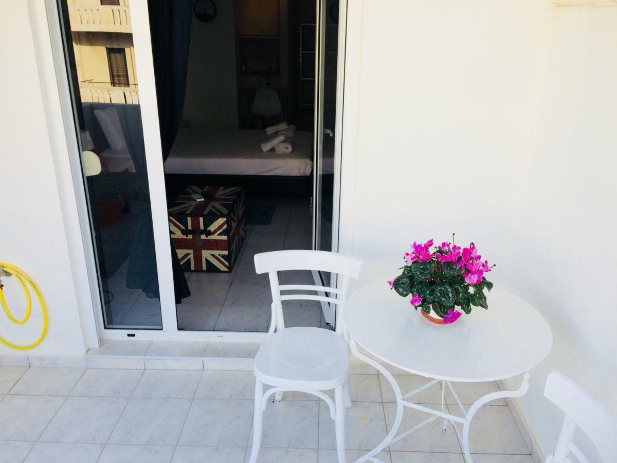 Korona Βeach Αpartments Lägenhet Rethymno Exteriör bild